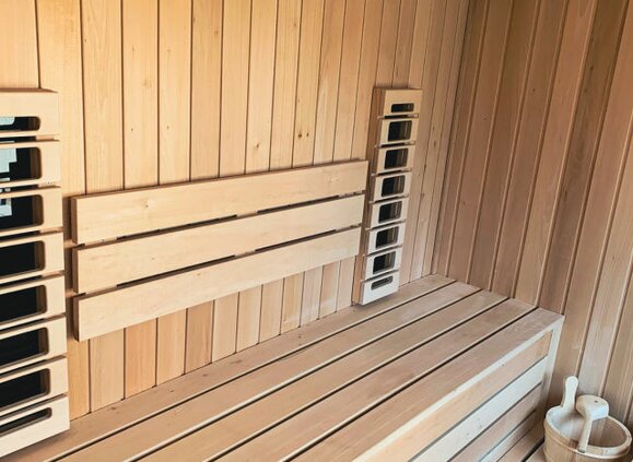 Zdravstvene benefiti saune : ko treba da je izbegava i kako izabrati kućnu saunu?
