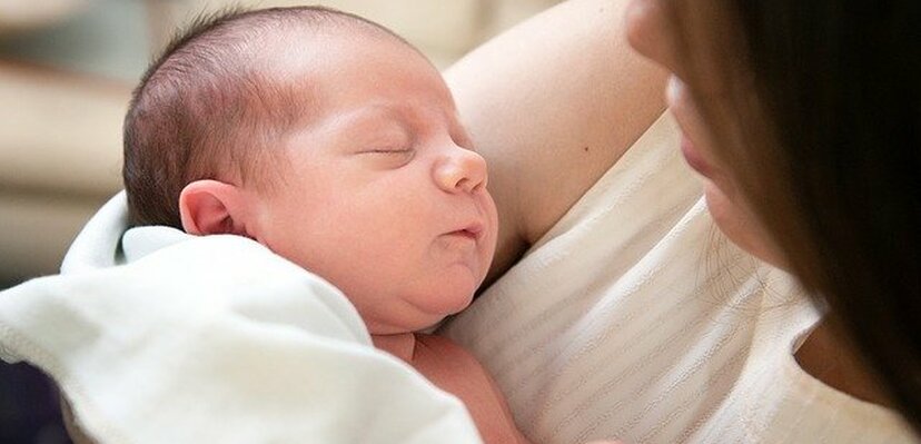 Nauka još jednom potvrdila koliko majčine emocije utiču na novorođenče
