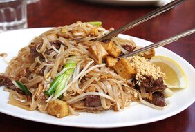 Pad Thai – čuveni tajlandski specijalitet koji možete napraviti kod kuće