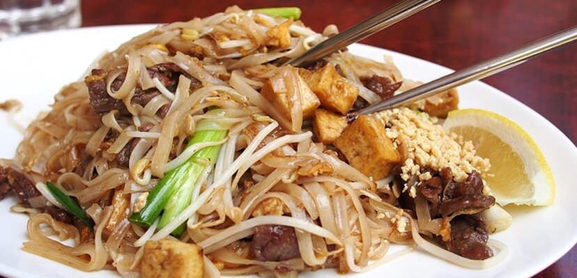 Pad Thai – čuveni tajlandski specijalitet koji možete napraviti kod kuće