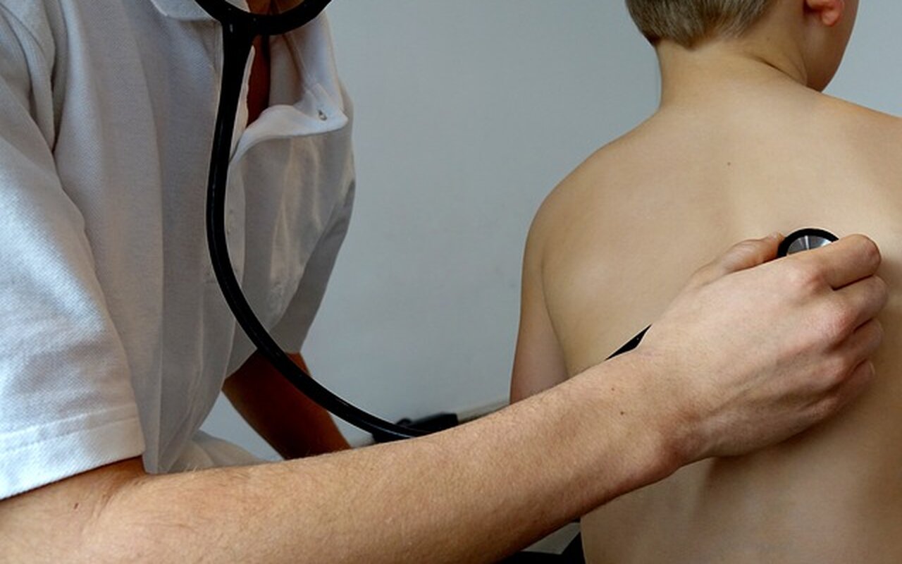 Srbija sad ima epidemiju velikog kašlja jer roditelji neće da vakcinišu decu