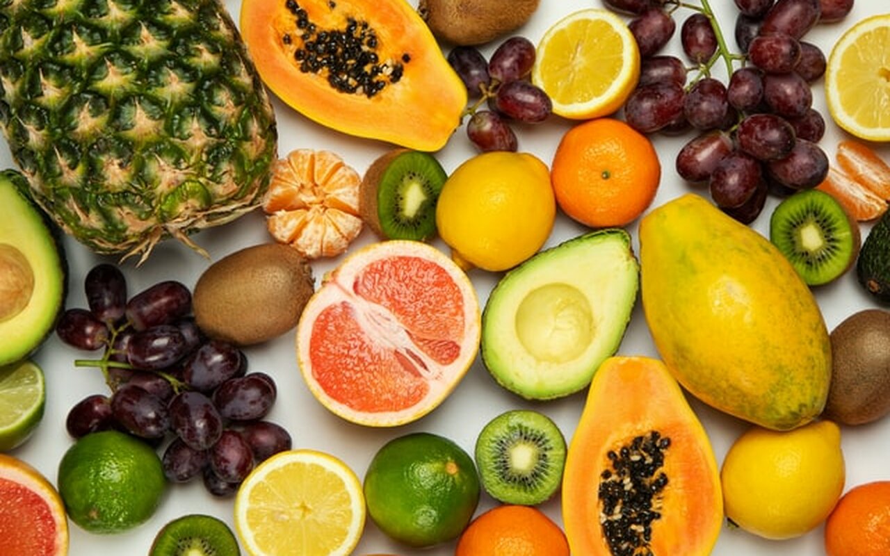 Po boji voća možemo utvrditi koje vitamine I minerale sadrži, evo kako…