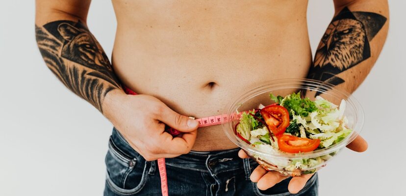 Kako skinuti stomak za 3 do 5 dana pred more na potpuno zdrav način: Nutricionista otkriva proveren plan ishrane
