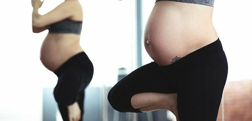 Vežbanje u trudnoći dobro je i za majku i za bebu