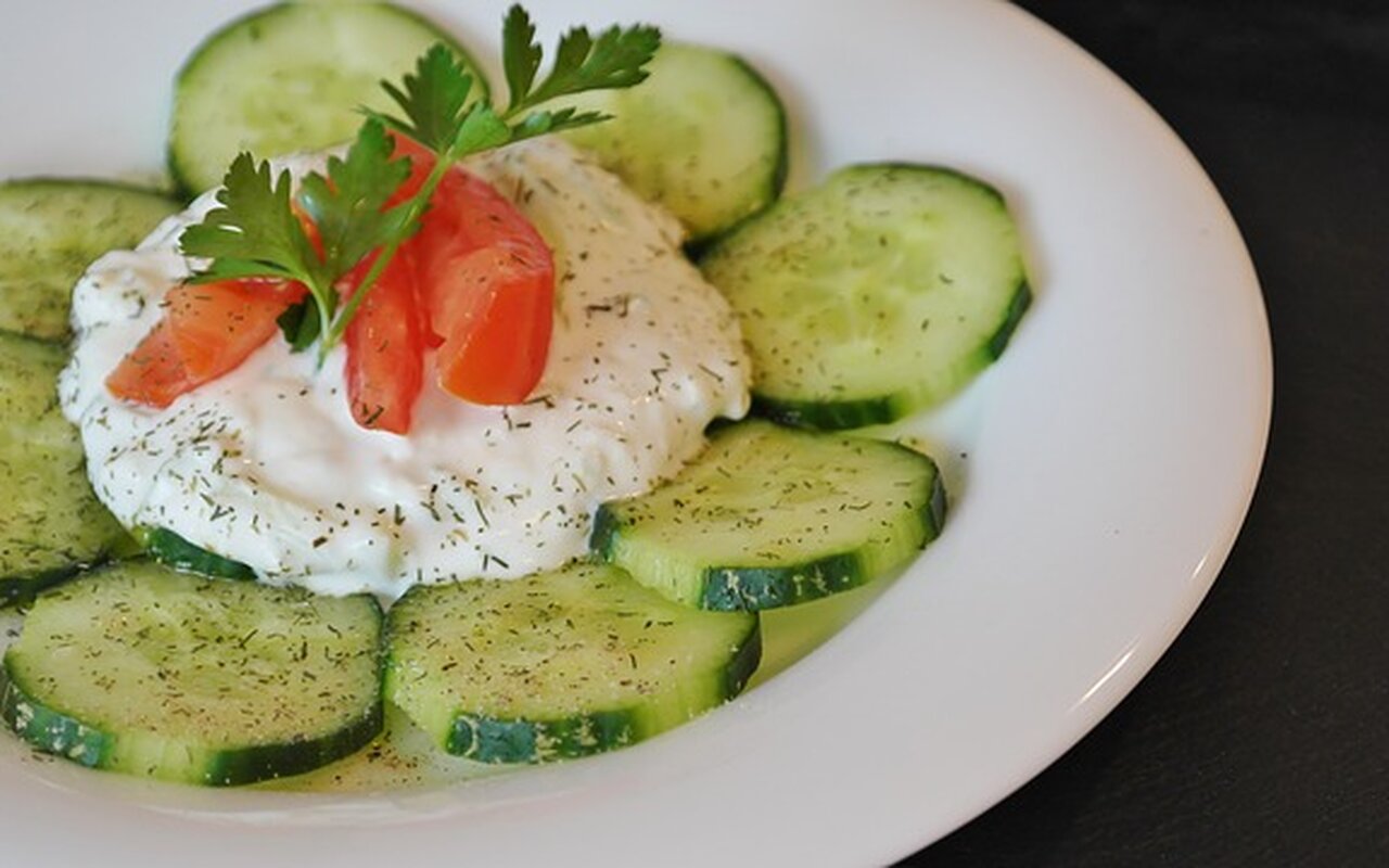 Tzatziki salata - podsetite se prepoznatljivog ukusa Grčke