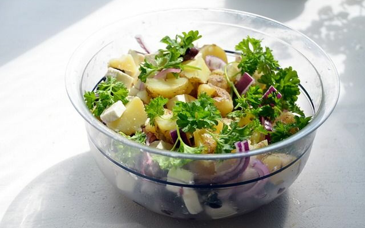 Goveđa salata- kao prilog ili kao samostalan obrok