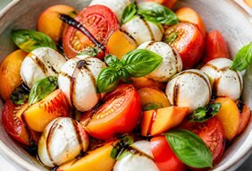 Avgust na tanjiru: 5 salata koje nisu samo prilog