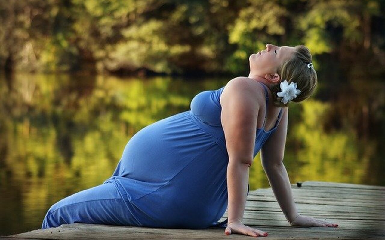 Detaljan vodič za trudnice: Ovako vam se grudi menjaju od početka, pa do porođaja
